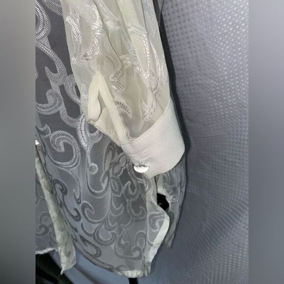 Vintage D Frank glass button top-medium - Picture 4 of 6